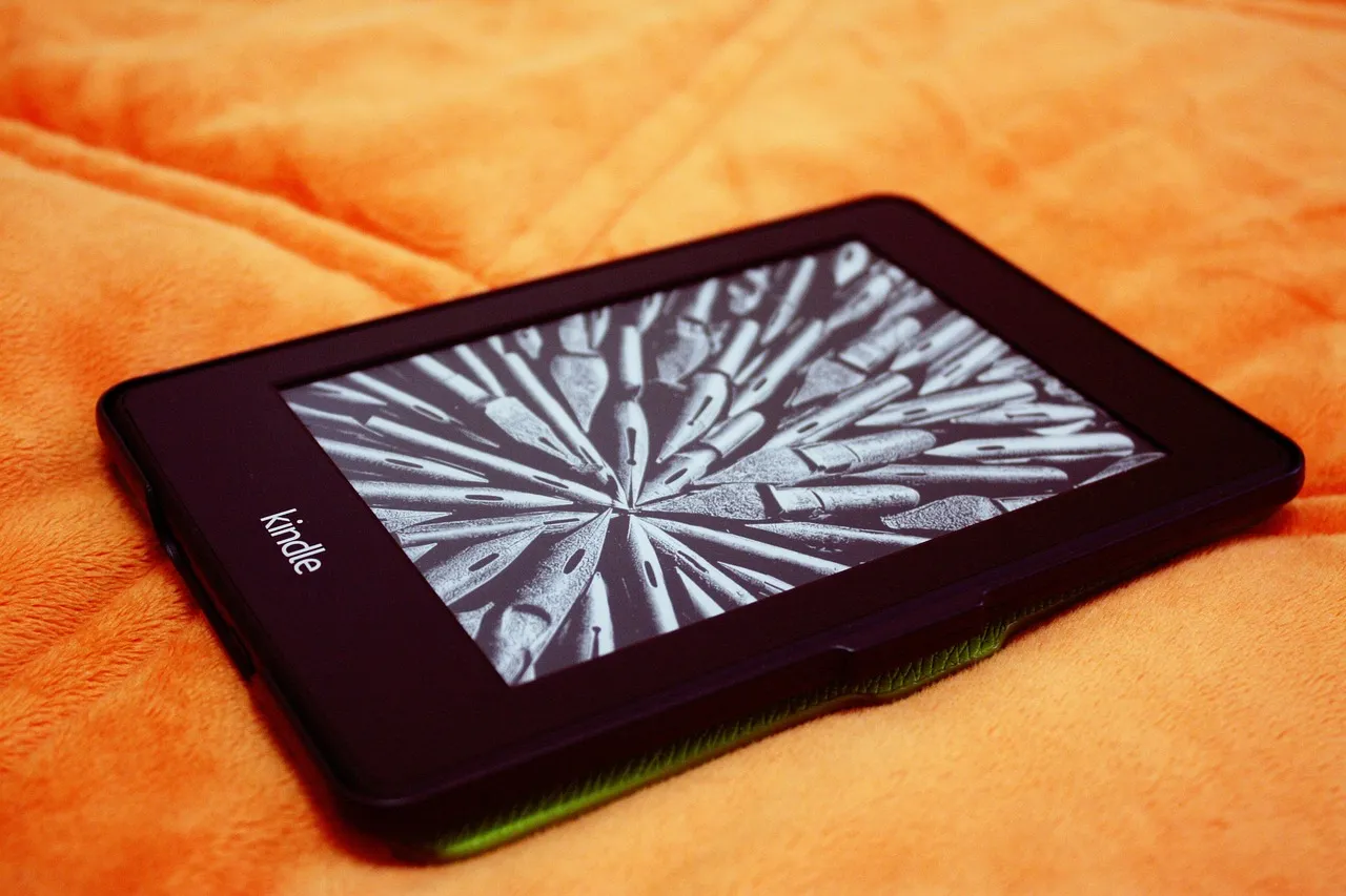 Kindle Paperwhite 2025